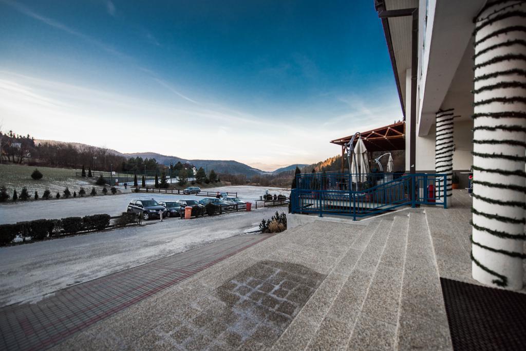 Plejsy Hotel Krompachy Bagian luar foto