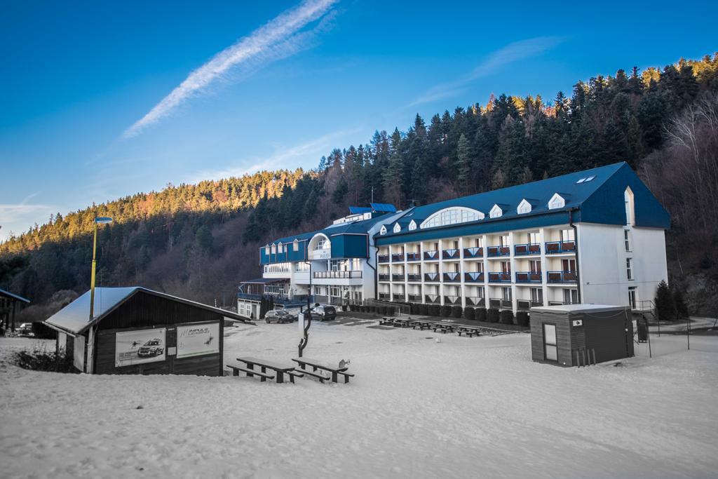 Plejsy Hotel Krompachy Bagian luar foto