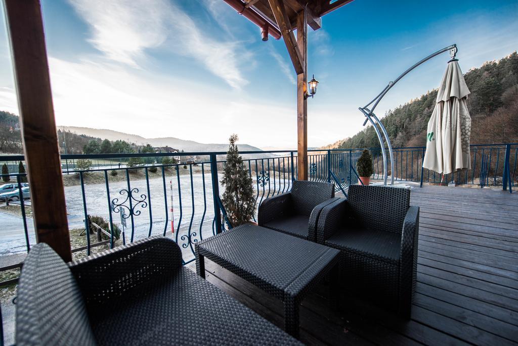 Plejsy Hotel Krompachy Bagian luar foto