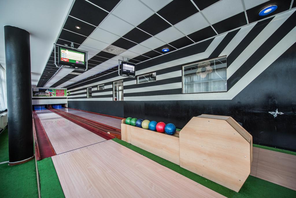 Plejsy Hotel Krompachy Bagian luar foto