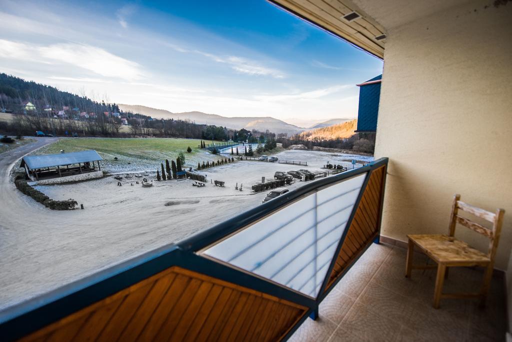 Plejsy Hotel Krompachy Bagian luar foto