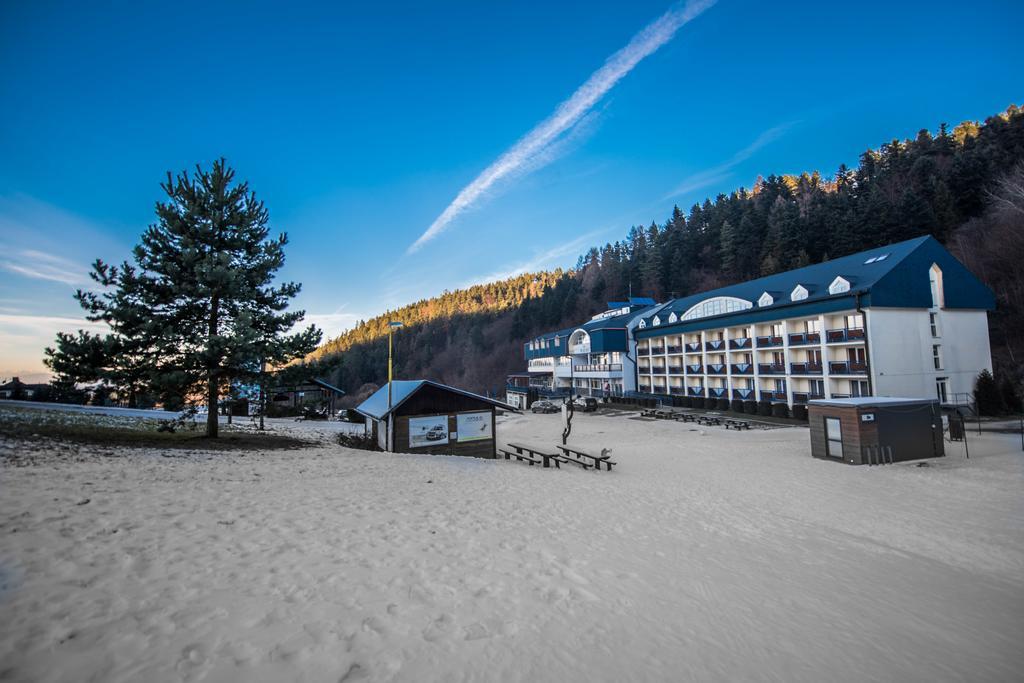 Plejsy Hotel Krompachy Bagian luar foto