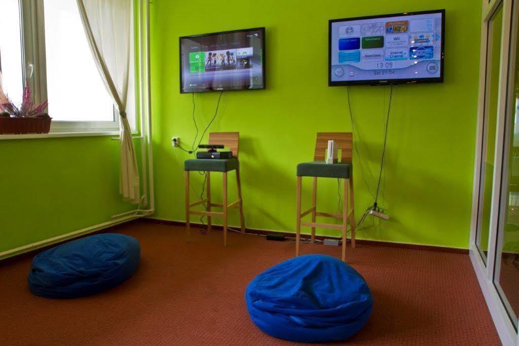 Plejsy Hotel Krompachy Bagian luar foto